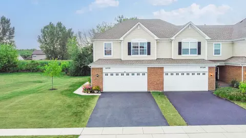 1031 Draper Rd, Mchenry, IL 60050