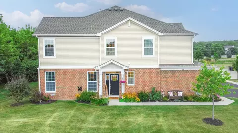 Exterior - 1031 Draper Rd, Mchenry, IL 60050 photo 4 of 6