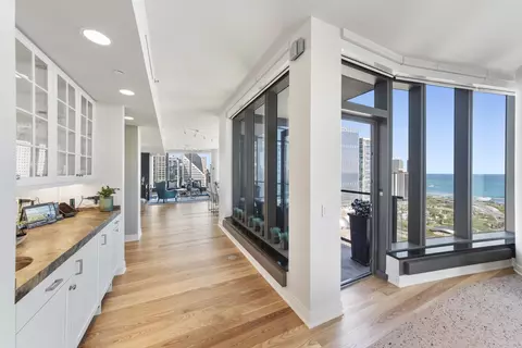60 E Monroe St #3301, Chicago, IL 60603 photo 10