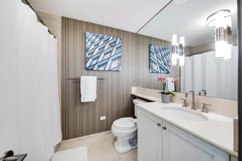 60 E Monroe St #3301, Chicago, IL 60603 photo 35