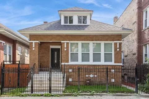 6225 S Talman Ave, Chicago, IL 60629