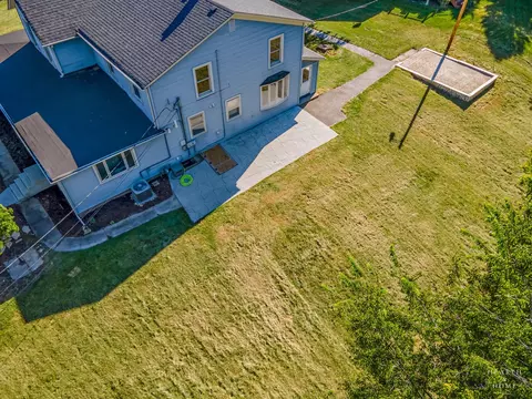 220 Beach Dr, Algonquin, IL 60102 photo 40