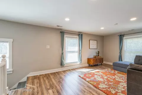 220 Beach Dr, Algonquin, IL 60102 photo 9