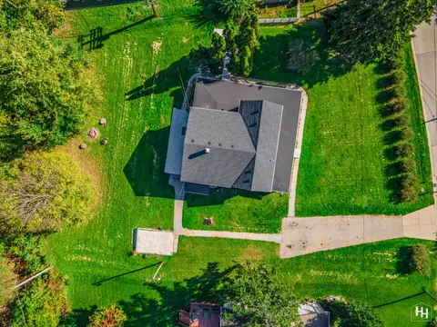 220 Beach Dr, Algonquin, IL 60102 photo 42