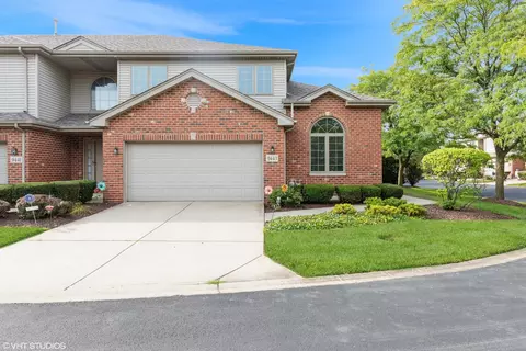 9443 Perth Cir, Tinley Park, IL 60487