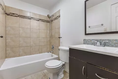 1781 Queensbury Cir, Hoffman Estates, IL 60169 photo 15