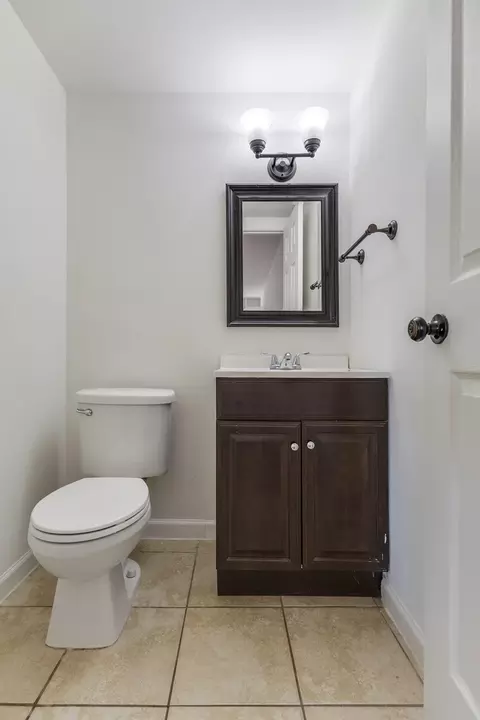 1781 Queensbury Cir, Hoffman Estates, IL 60169 photo 14