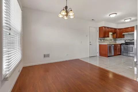 1781 Queensbury Cir, Hoffman Estates, IL 60169 photo 5