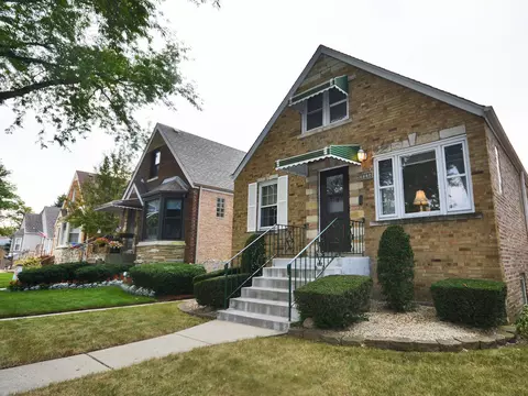 3524 N Plainfield Ave, Chicago, IL 60634