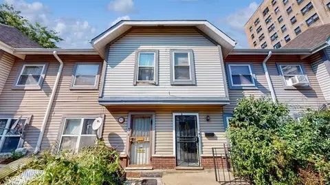 5047 N Kenmore Ave #D, Chicago, IL 60640