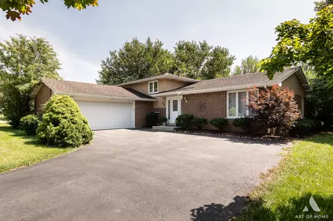 140 Pueblo Ct, Frankfort, IL 60423