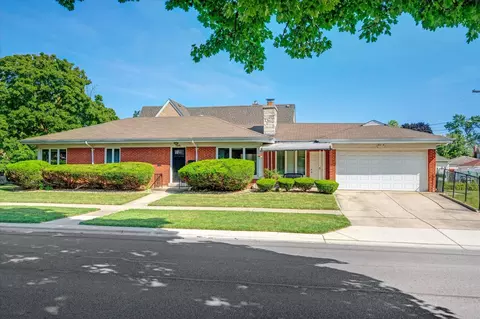 7526 W Bloomingdale Ave, Elmwood Park, IL 60707