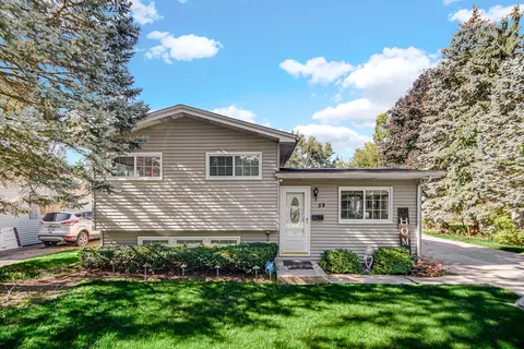 59 Circle Dr E, Montgomery, IL 60538