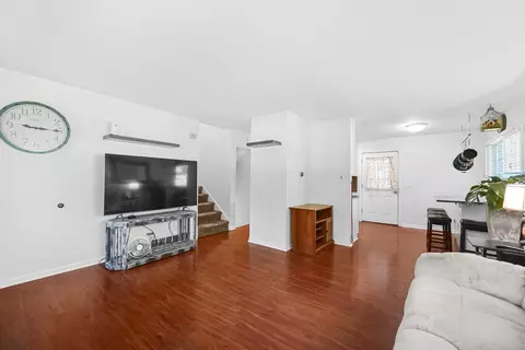 Living - 59 Circle Dr E, Montgomery, IL 60538 photo 2 of 2