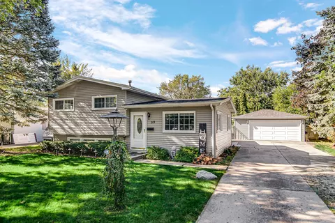 Other - 59 Circle Dr E, Montgomery, IL 60538 photo 1 of 8
