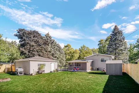 Exterior - 59 Circle Dr E, Montgomery, IL 60538 photo 6 of 6