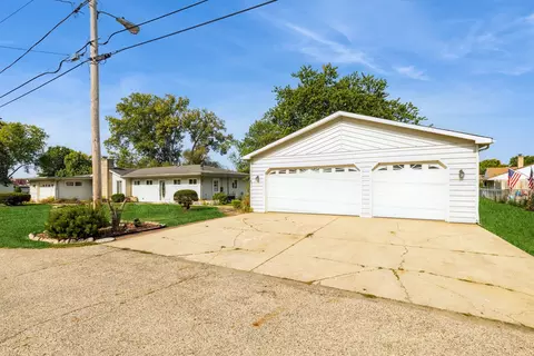 1413 N River Rd, Mchenry, IL 60051 photo 3