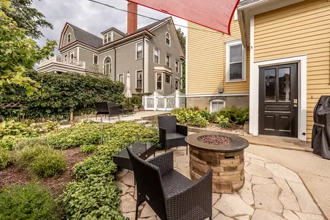 Exterior - 24 Rugby Pl, Elgin, IL 60120 photo 3 of 6