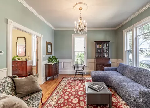 Living - 24 Rugby Pl, Elgin, IL 60120 photo 2 of 2