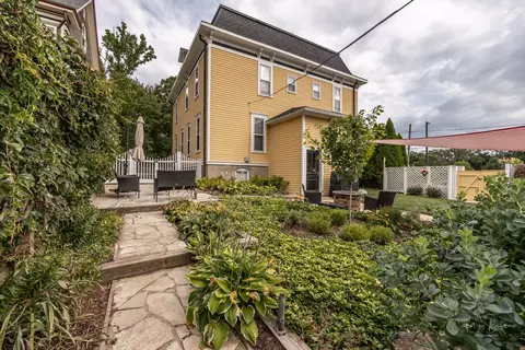 Exterior - 24 Rugby Pl, Elgin, IL 60120 photo 6 of 6