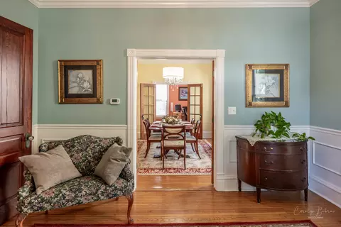 Entry Way - 24 Rugby Pl, Elgin, IL 60120 photo 4 of 10