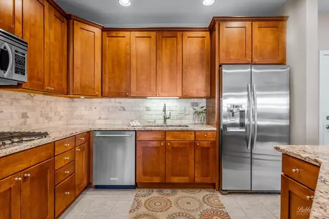 267 E Railroad Ave #104, Bartlett, IL 60103 photo 7