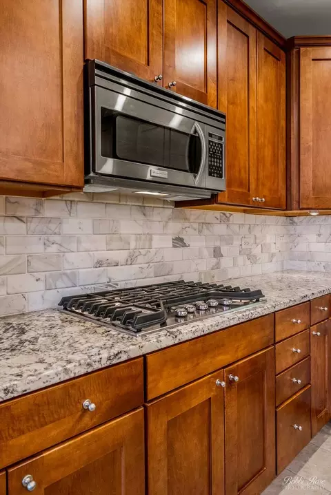267 E Railroad Ave #104, Bartlett, IL 60103 photo 8