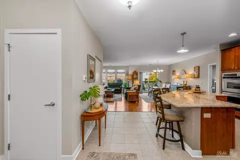 267 E Railroad Ave #104, Bartlett, IL 60103 photo 6