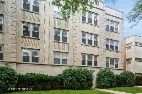 806 Dobson St #3, Evanston, IL 60202