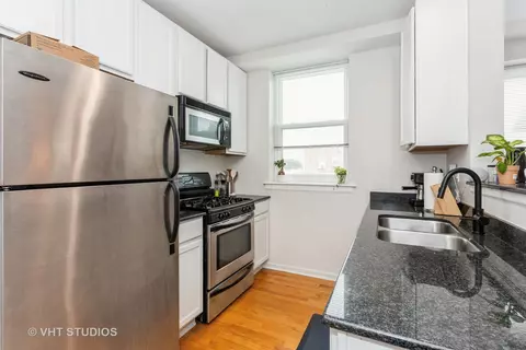 Kitchen - 806 Dobson St #3, Evanston, IL 60202 photo 2 of 2