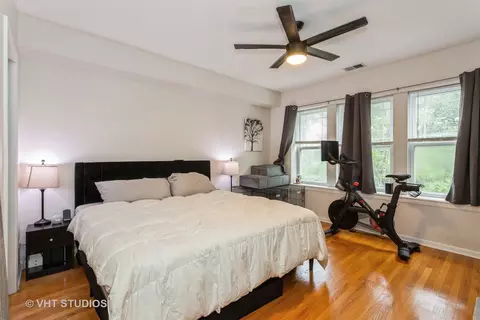 Bedroom - 806 Dobson St #3, Evanston, IL 60202 photo 1 of 1