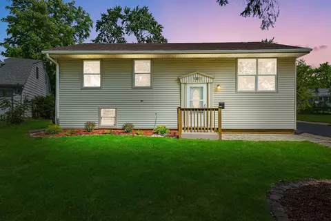 1811 225th St, Sauk Village, IL 60411