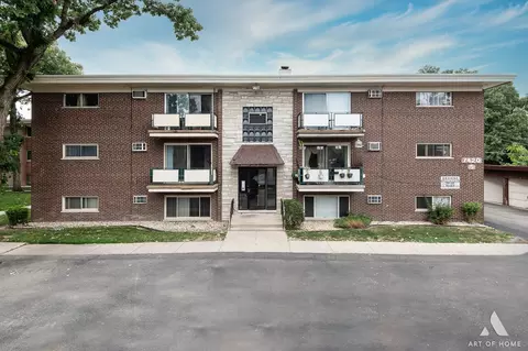 7420 W 111th St #502, Worth, IL 60482