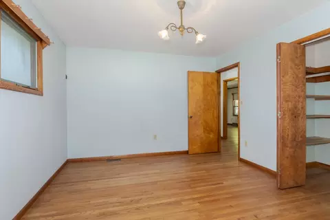 214 E Van Alstyne St, Cullom, IL 60929 photo 17