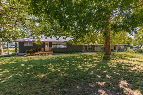 214 E Van Alstyne St, Cullom, IL 60929 photo 30