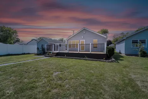 453 N Michigan Ave, Bradley, IL 60915