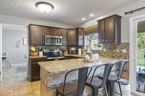 1511 Estate Dr, Normal, IL 61761 photo 8