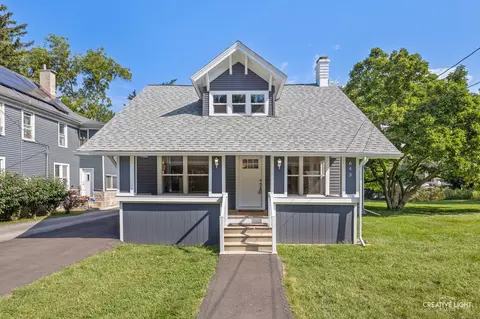 643 W Downer Pl, Aurora, IL 60506