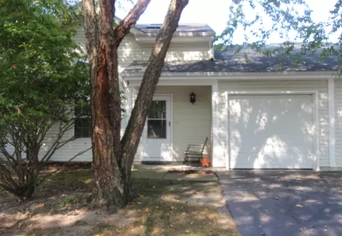 3023 Ilene Dr, Island Lake, IL 60042