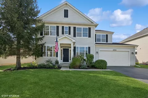 2544 Bluewater Dr, Wauconda, IL 60084