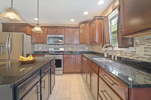 1517 Kell Ave, Bloomington, IL 61705 photo 8