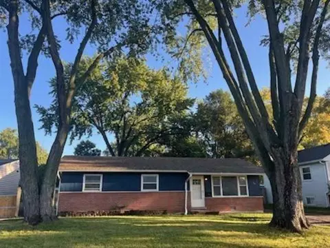 509 Lakelawn Blvd, Aurora, IL 60506