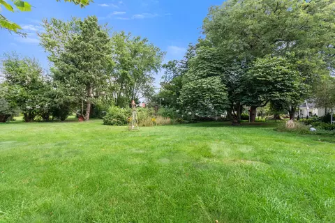 2 S810 Bliss Rd, Batavia, IL 60510 photo 2
