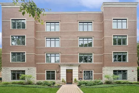 1323 Maple Ave #1NW, Evanston, IL 60201
