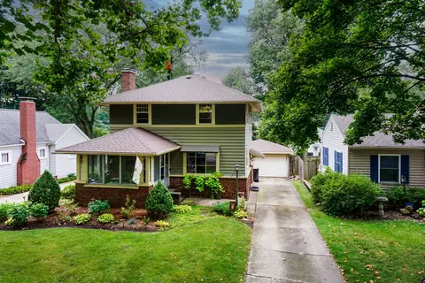 22 Briarwood Ave, Normal, IL 61761 photo 2