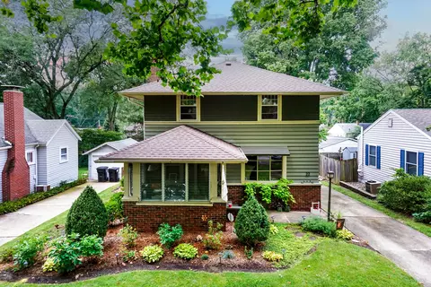 22 Briarwood Ave, Normal, IL 61761