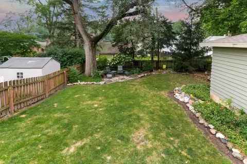 22 Briarwood Ave, Normal, IL 61761 photo 9