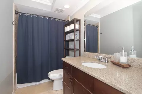 450 Dover Dr, Roselle, IL 60172 photo 13