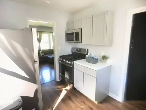 Kitchen - 911 E Babcock Ave, Addison, IL 60101 photo 1 of 2