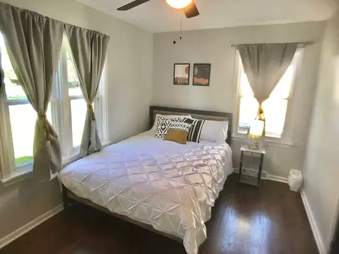 Bedroom - 911 E Babcock Ave, Addison, IL 60101 photo 4 of 6